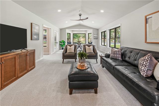 743 South Rosemary Drive, Bryan, TX 77802