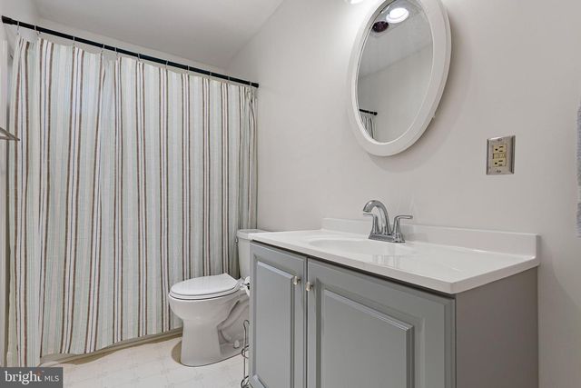 3209 BRISTOL DR, Wilmington, DE 19808