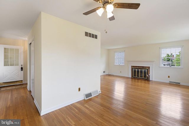 3209 BRISTOL DR, Wilmington, DE 19808