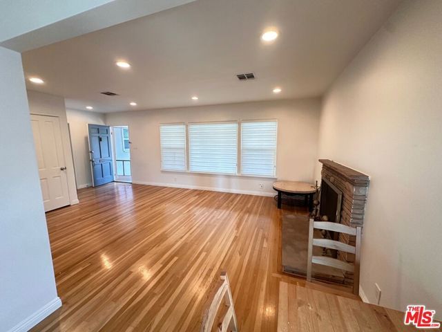 4717 Glenwood Avenue, La Crescenta, CA 91214