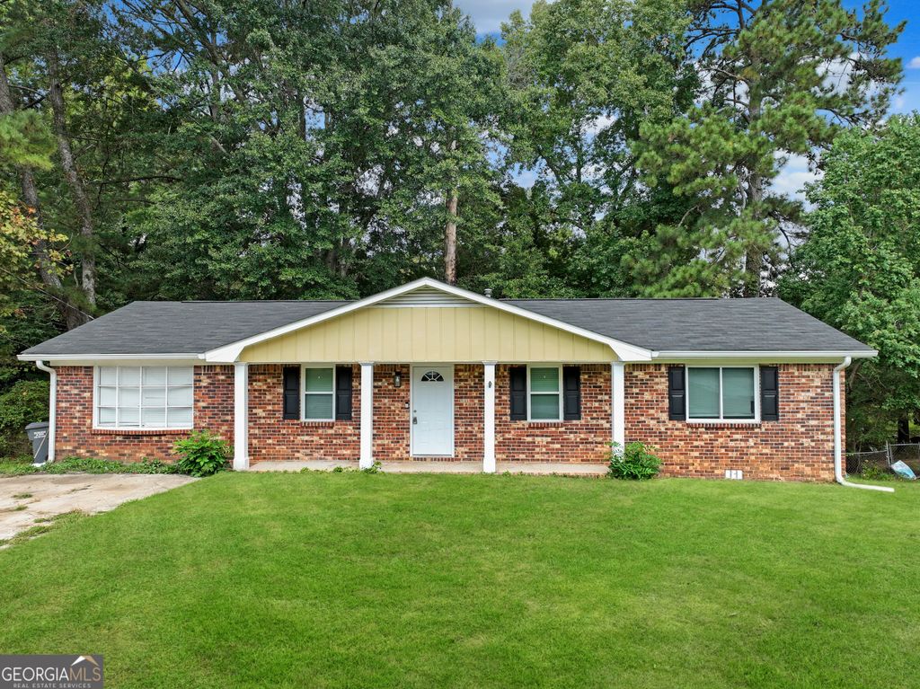 3021 Lakeridge Drive SE, Conyers, GA 30094