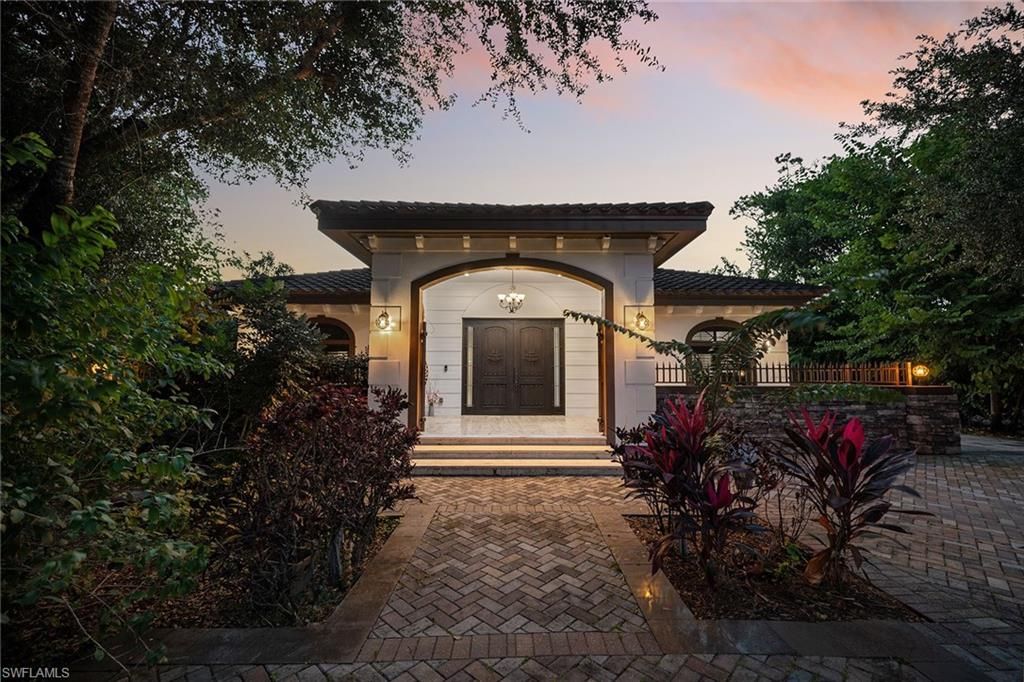 2605 64th ST SW, Naples, FL 34105