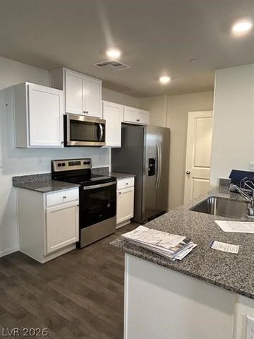 342 Pacific Sparrow Avenue, Henderson, NV 89011