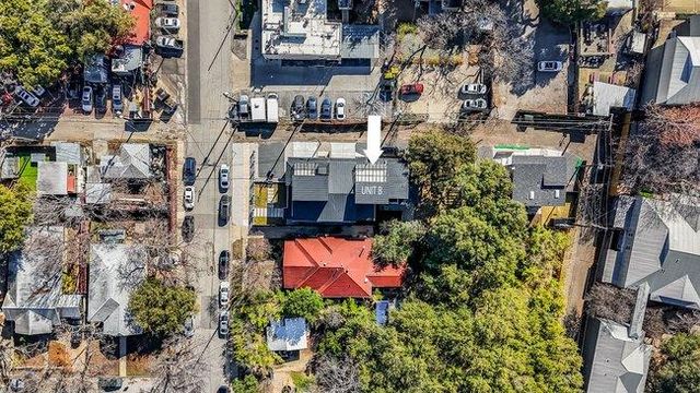 107 W Johanna ST B, Austin, TX 78704