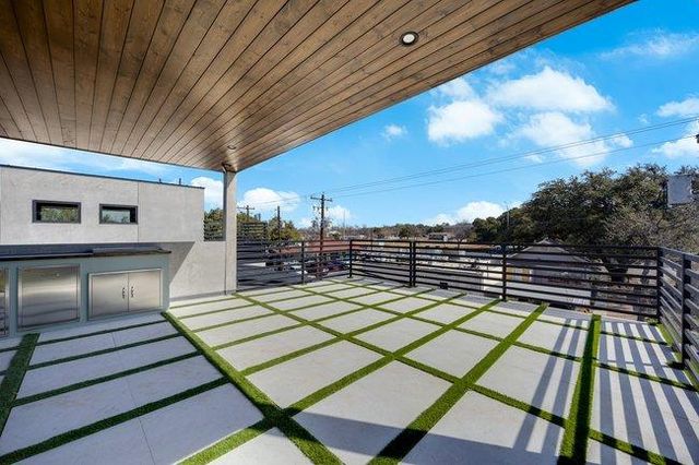 107 W Johanna ST B, Austin, TX 78704