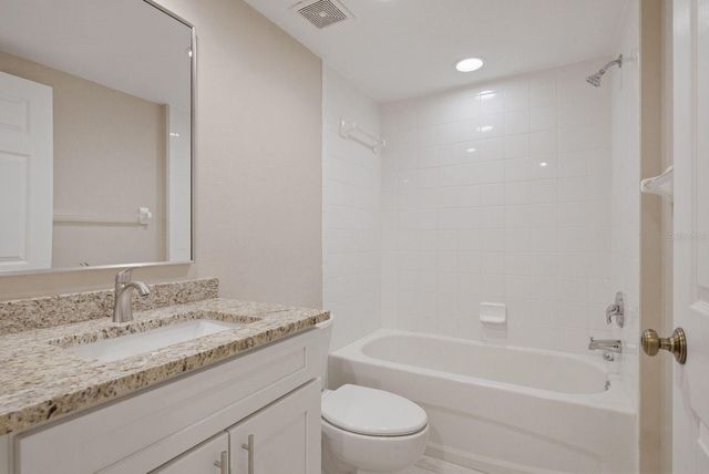 960 STARKEY ROAD 5105, Largo, FL 33771