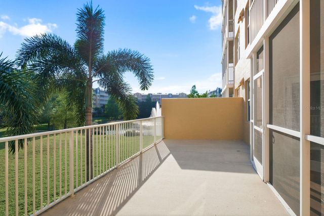 960 STARKEY ROAD 5105, Largo, FL 33771