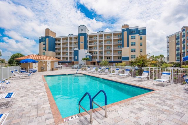 960 STARKEY ROAD 5105, Largo, FL 33771