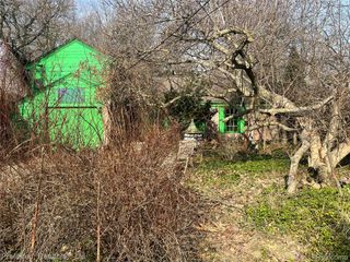 33670 Hillcrest Drive, Farmington, MI 48335