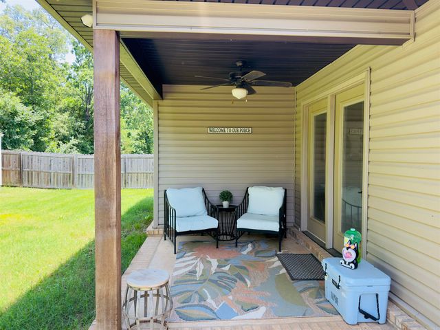 330 Austin Creek Dr Drive, Austin, AR 72007
