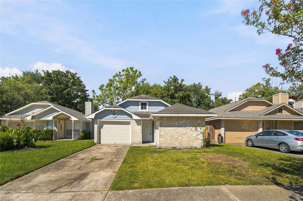 13619 Tanvern Lane, Houston, TX 77014