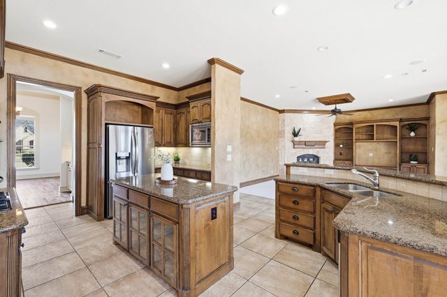 3329 Boggett Court, Grapevine, TX 76092