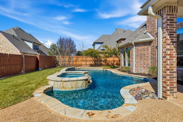3329 Boggett Court, Grapevine, TX 76092
