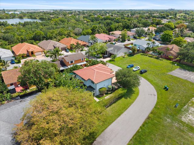 2670 NW 123rd Drive, Coral Springs, FL 33065