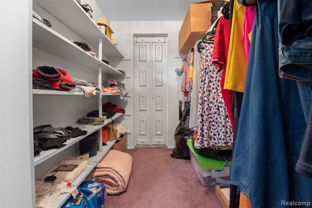 29876 City Center Drive 4, Warren, MI 48093