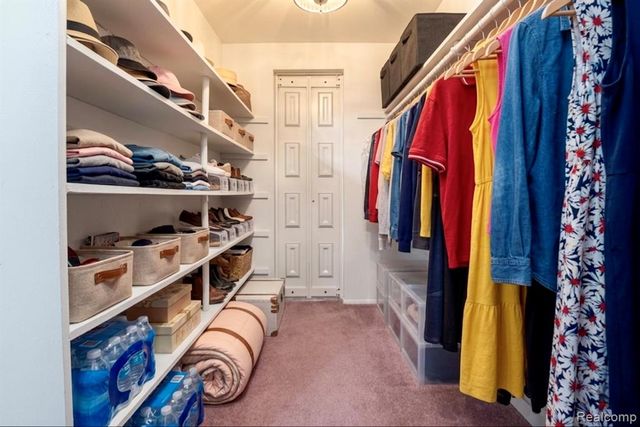 29876 City Center Drive 4, Warren, MI 48093