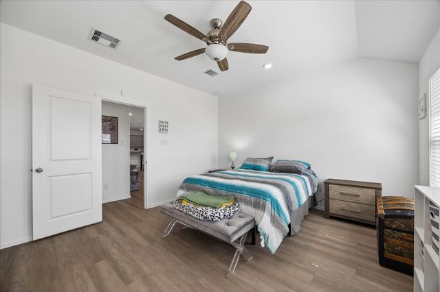 5206 Eagleton Drive, Rosenberg, TX 77469