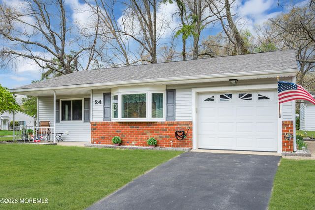 24 Texas Boulevard, Whiting, NJ 08759