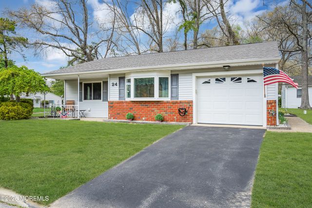 24 Texas Boulevard, Whiting, NJ 08759