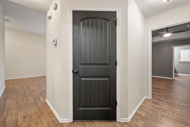 401 Tecumseh Meadows Court, Norman, OK 73069