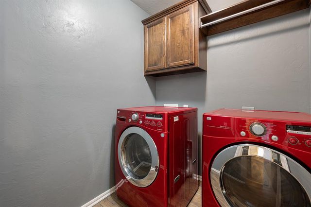 401 Tecumseh Meadows Court, Norman, OK 73069