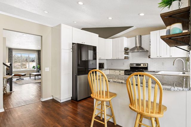 3175 Aspen Avenue, Maple Plain, MN 55359
