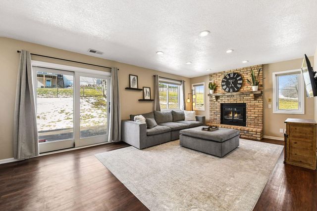 3175 Aspen Avenue, Maple Plain, MN 55359