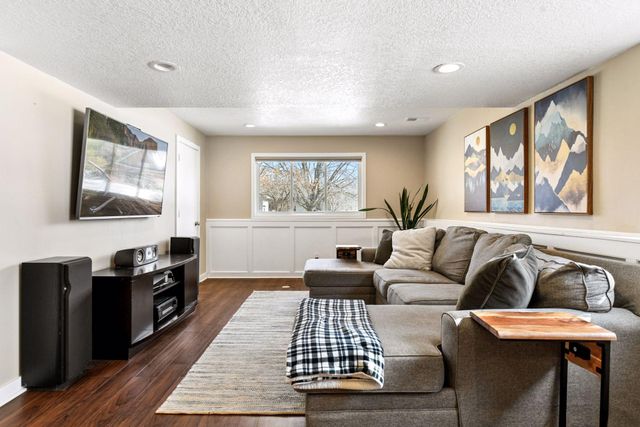 3175 Aspen Avenue, Maple Plain, MN 55359