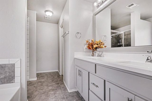 2353 NW 191st Court, Edmond, OK 73012