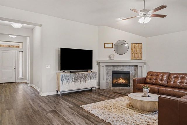 2353 NW 191st Court, Edmond, OK 73012