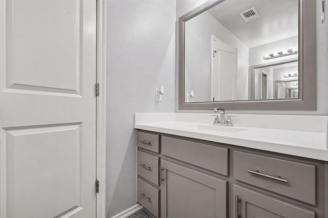 2353 NW 191st Court, Edmond, OK 73012