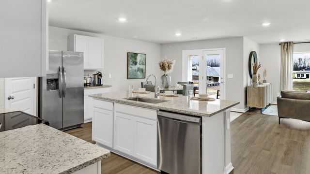 60 Aurora Circle, Fayetteville, TN 37334