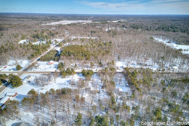 3711 Automobile Road, Muskegon, MI 49445