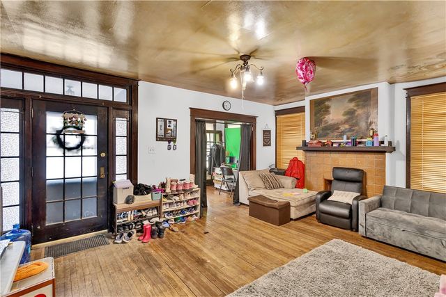 123 Cemetery Ln, Ross Twp, PA 15237