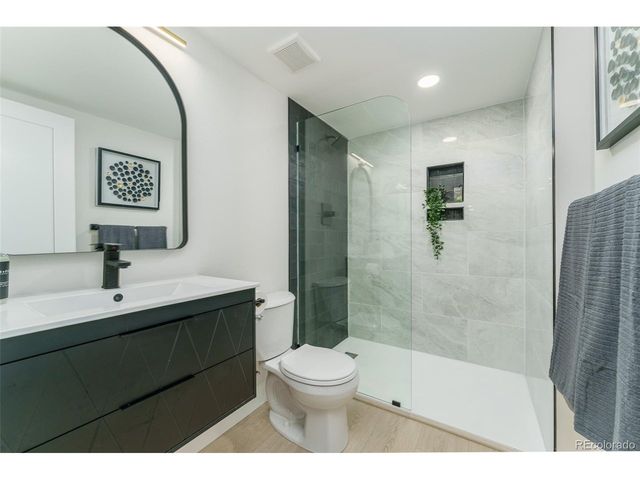 7690 S Uinta Ct S, Englewood, CO 80112