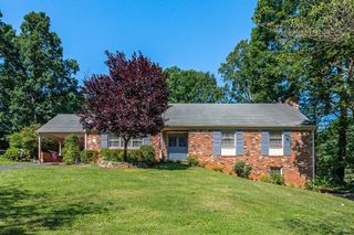 201 Windsor Road, Lynchburg, VA 24502