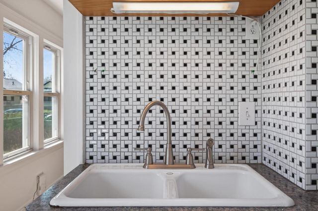 3713 42nd Avenue S, Minneapolis, MN 55406