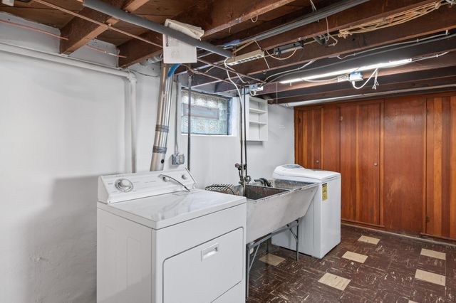 3713 42nd Avenue S, Minneapolis, MN 55406