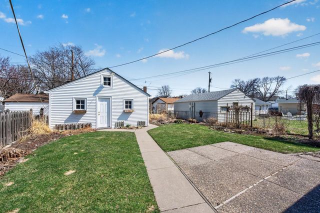 3713 42nd Avenue S, Minneapolis, MN 55406