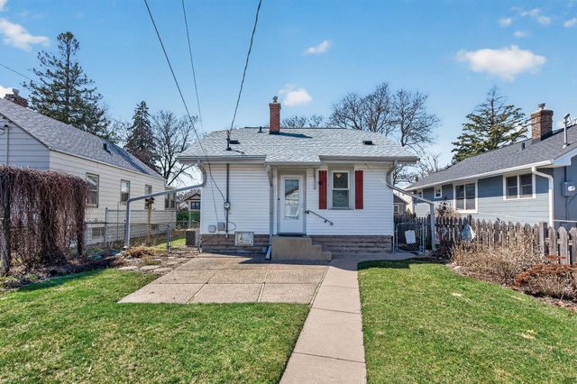 3713 42nd Avenue S, Minneapolis, MN 55406