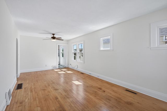 3713 42nd Avenue S, Minneapolis, MN 55406