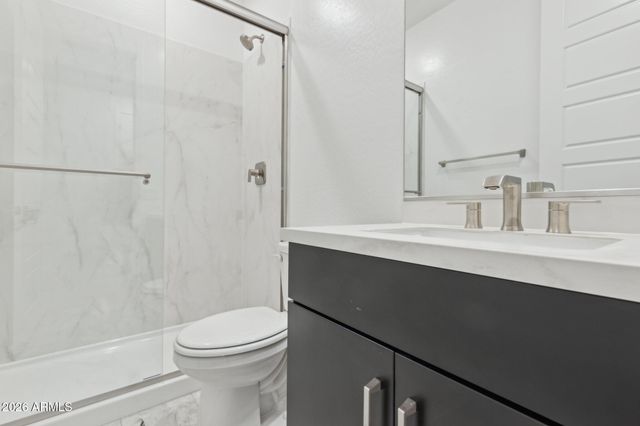 2453 E VILLA LINDA Drive, Phoenix, AZ 85024