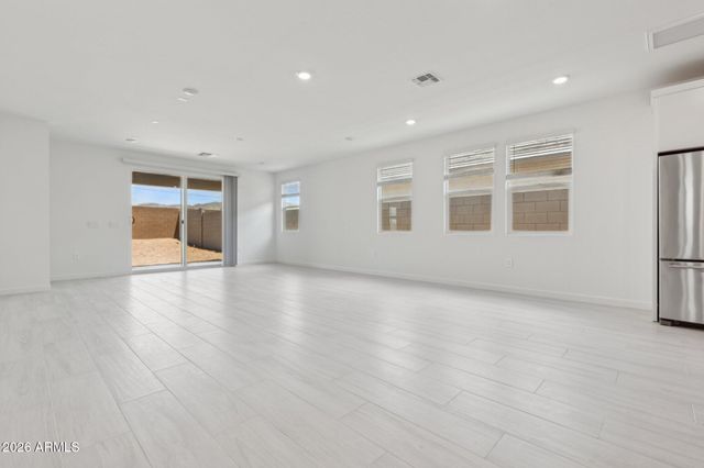 2453 E VILLA LINDA Drive, Phoenix, AZ 85024