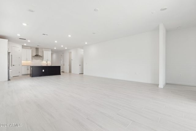 2453 E VILLA LINDA Drive, Phoenix, AZ 85024