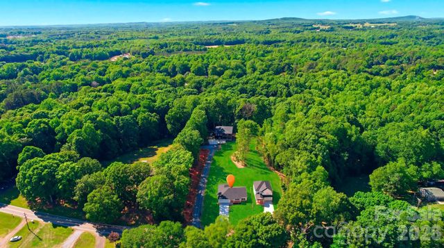 3272 Fairview Drive, Gastonia, NC 28052