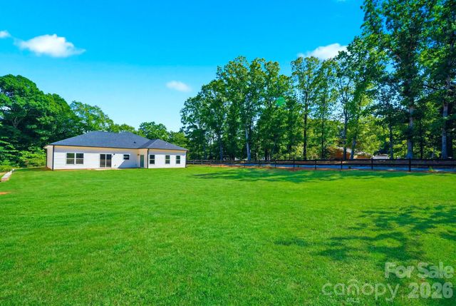 3272 Fairview Drive, Gastonia, NC 28052