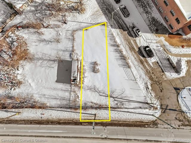 8312 Conant Street, Hamtramck, MI 48211