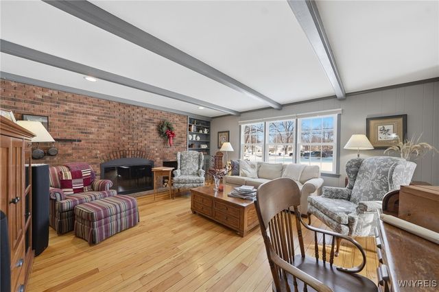 146 Bridle Path, Amherst, NY 14221