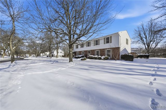 146 Bridle Path, Amherst, NY 14221