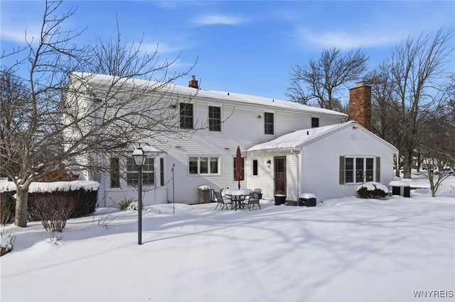 146 Bridle Path, Amherst, NY 14221